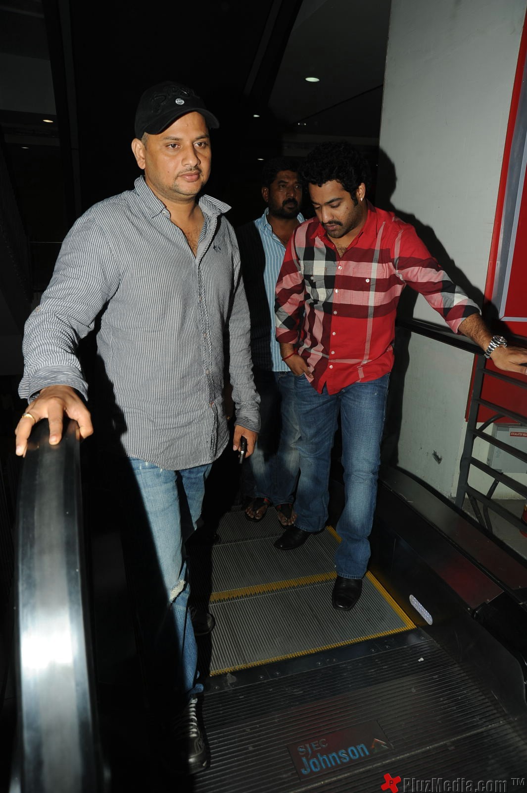Jr NTR at Oosaravelli Specital Show - Pictures | Picture 96293